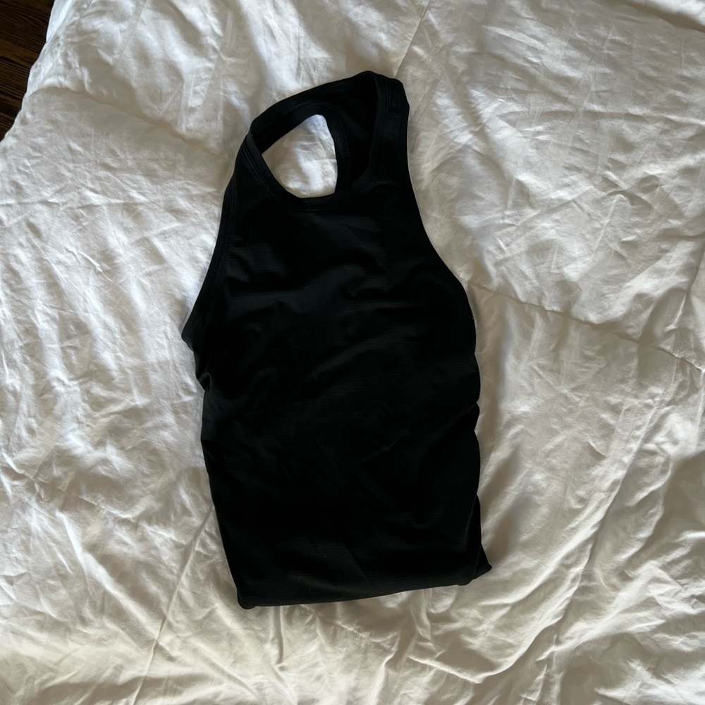 Gently worn LULULEMON racer back tank.